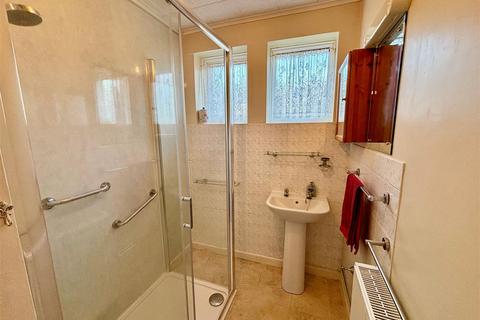 undefined, Oaks Avenue, High Peak SK22