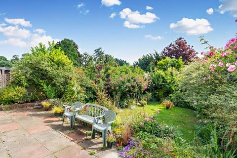3 bedroom semi-detached house to rent, Park Drive
