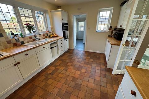 4 bedroom detached house for sale, Holway Avenue, Taunton TA1