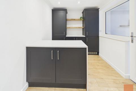 3 bedroom end of terrace house for sale, Mount Hawke, Fantastic modern home with no onward chain