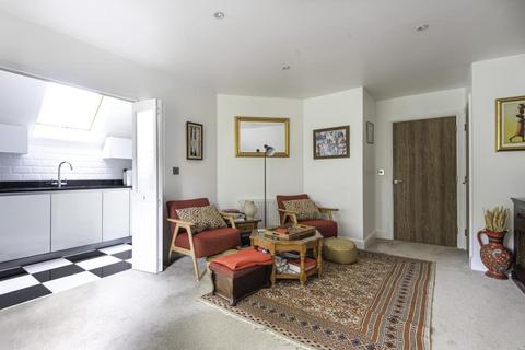 2 bedroom flat for sale, St Ebbas Close,  Headington,  OX3