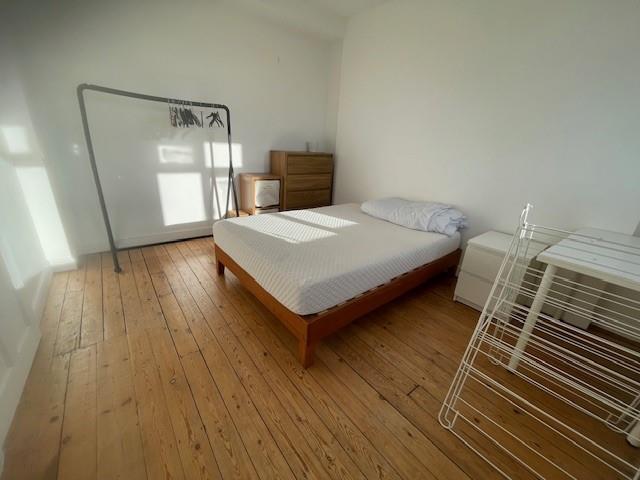 1st bedroom - 1.jpg