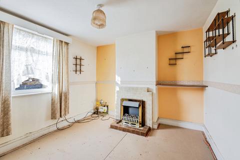 2 bedroom terraced house for sale, Park Street, Earls Barton, Northampton, Northamptonshire, NN6