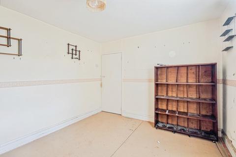 2 bedroom terraced house for sale, Park Street, Earls Barton, Northampton, Northamptonshire, NN6