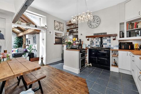 3 bedroom terraced house for sale, Commercial Road, Plymouth