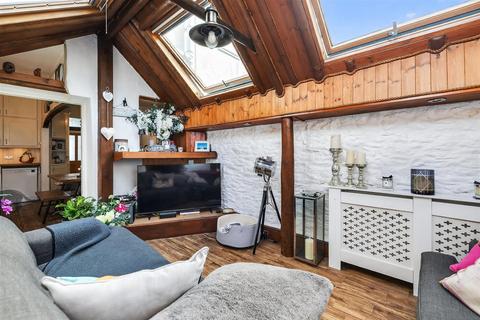 3 bedroom terraced house for sale, Commercial Road, Plymouth