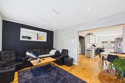 3 bedroom end of terrace house for sale, Burrows Court, Lumbertubs, NN3 8JW