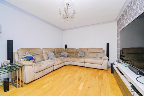3 bedroom semi-detached house for sale, Perham Way, London Colney, St. Albans