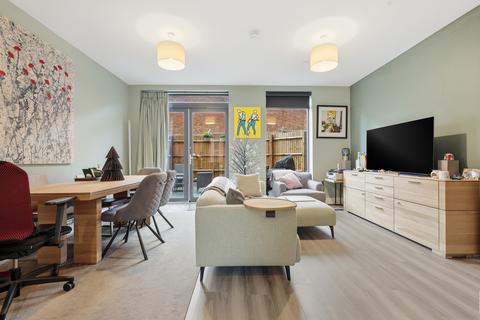 3 bedroom apartment for sale, Campfield Road, St. Albans