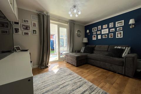 undefined, Beanley Close, Luton, Bedfordshire, LU2 9UL