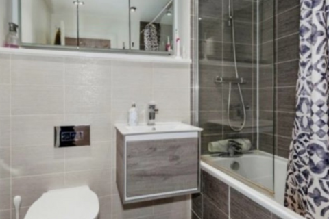 2 bedroom semi-detached house to rent, Boundary Drive, Wexham, Slough, SL2