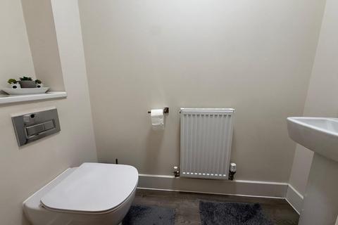 3 bedroom semi-detached house for sale, Lime Kiln Close, Northampton NN2