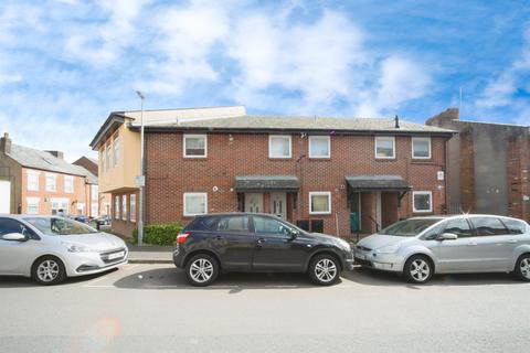 Studio for sale, Stanley Street, Luton