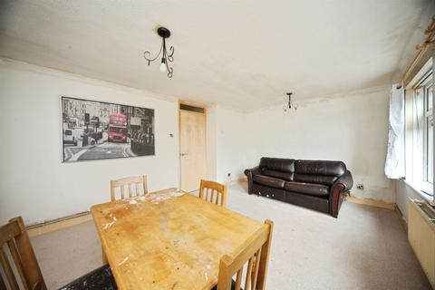 Studio for sale, Stanley Street, Luton