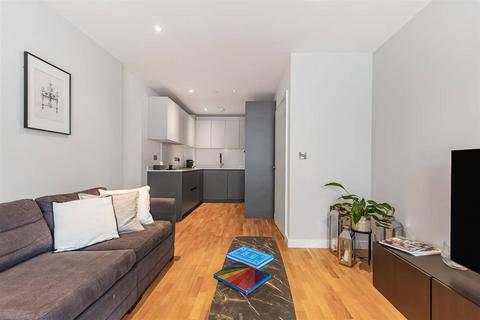 2 bedroom flat for sale, York Road, Battersea, London, SW11