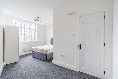 undefined, High Street, Bushey, WD23