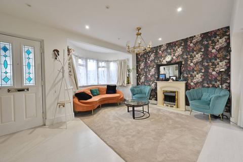 3 bedroom end of terrace house for sale, Drake Road, Rayners Lane, Harrow, HA2