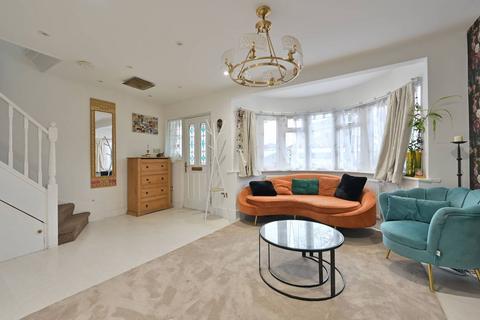 3 bedroom end of terrace house for sale, Drake Road, Rayners Lane, Harrow, HA2