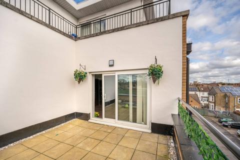 1 bedroom flat for sale, Butterfly Court, East Ham, London, E6