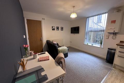 1 bedroom apartment to rent, 30 Ermington Terrace, Flat 2