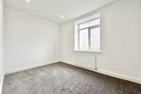 2 bedroom terraced house to rent, Alma Villas, LS26 8PN