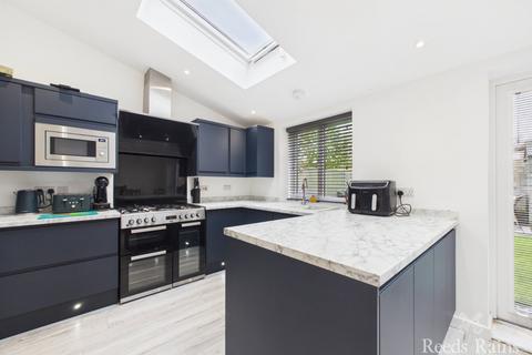 3 bedroom semi-detached house for sale, Trinity Grove, East Yorkshire YO15