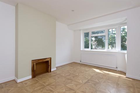 2 bedroom maisonette to rent, Coombe Lane, London SW20