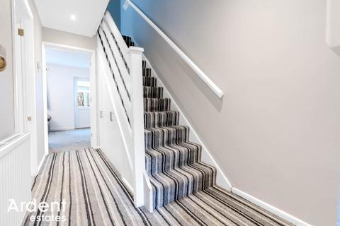 3 bedroom terraced house for sale, Chaucer Close, Maldon