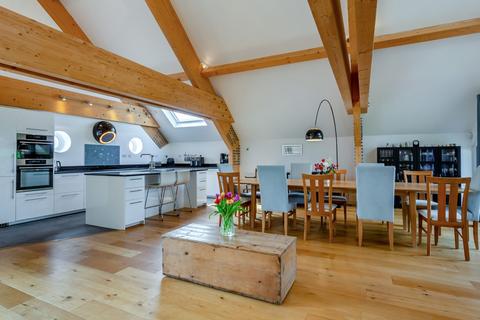 3 bedroom detached house for sale, Vinegar Hill, Undy, NP26