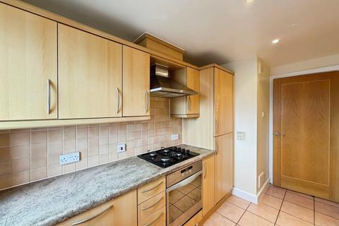 2 bedroom apartment to rent, Newport Avenue, London E14