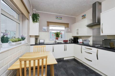 2 bedroom terraced house for sale, Albion Road, Eastbourne