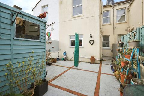 2 bedroom terraced house for sale, Albion Road, Eastbourne