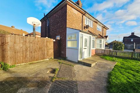 25th Avenue, Hull