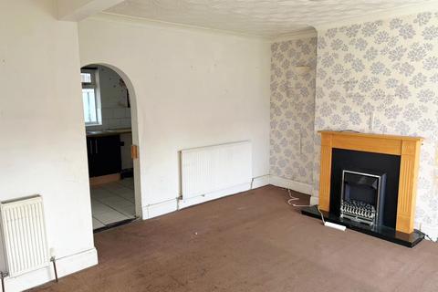 undefined, 25th Avenue, Hull