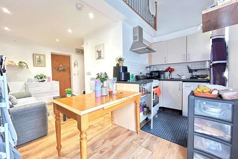 undefined, Melbourne Place, Bradford BD5