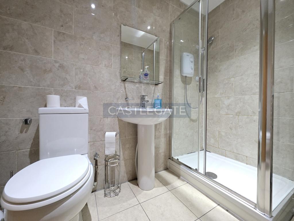 Westgate Apartments, Room 6, Temple Close, Hudders