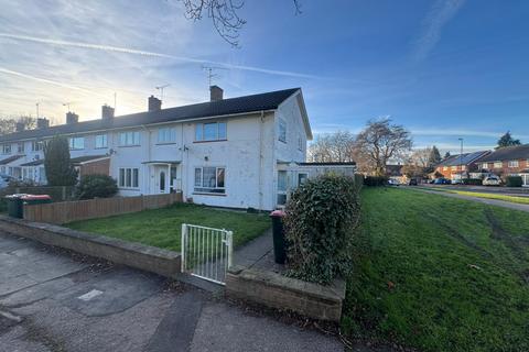 2 bedroom end of terrace house for sale, Chaffinch Close, Crawley