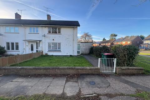 2 bedroom end of terrace house for sale, Chaffinch Close, Crawley