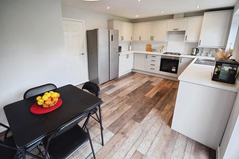 3 bedroom end of terrace house for sale, Greenland Square, Skegness PE25