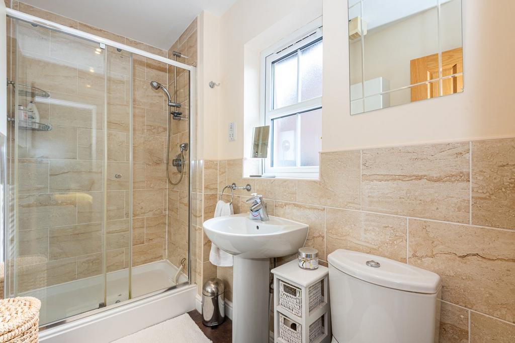 Master En-Suite Shower Room