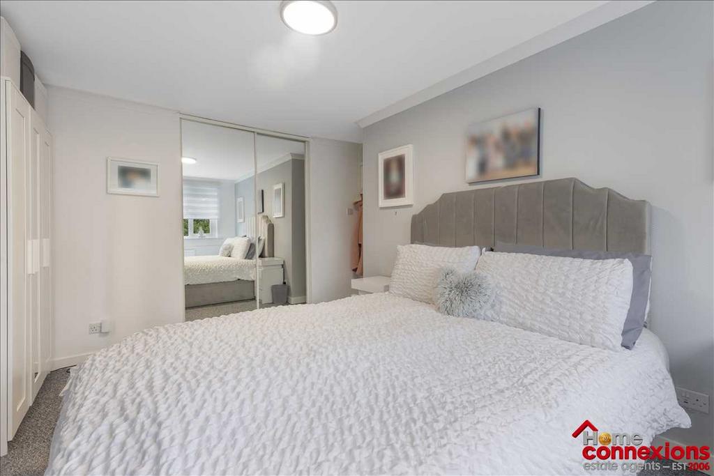 Bedroom One (3)