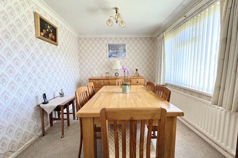 2 bedroom bungalow for sale, Ferndown BH22