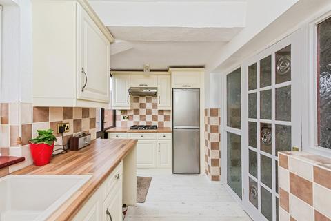 2 bedroom end of terrace house for sale, Wood Street, Wood End, Atherstone