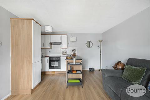 undefined, Kingfisher Walk, Ash GU12