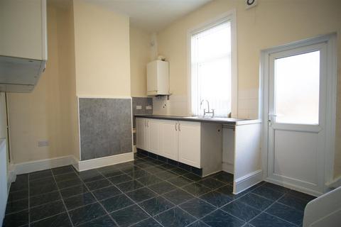 undefined, 3 Bedroom House to Let On New Hall Lane, Preston
