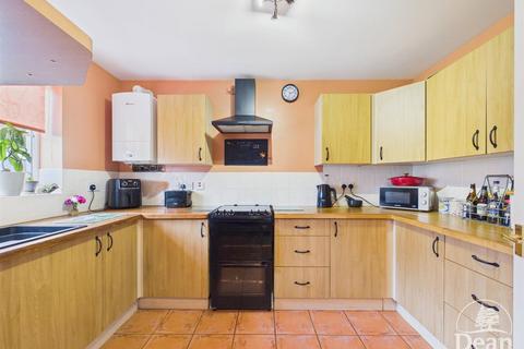 3 bedroom semi-detached house for sale, Seymour Close, Coleford