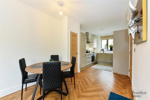 undefined, Kupu Mews, Limehouse