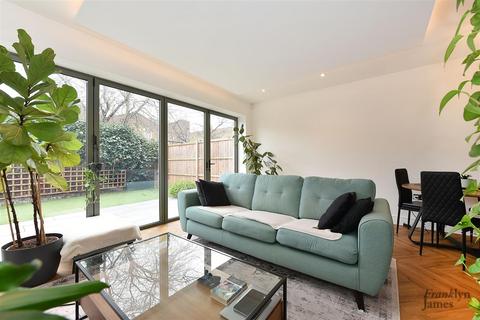 undefined, Kupu Mews, Limehouse