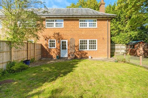 undefined, Burnhams Field, Weston Turville, Aylesbury