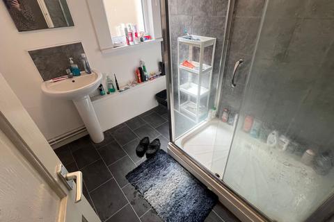 undefined, Chaddesley Terrace, Swansea, SA1